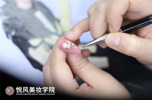 济南美甲培训哪几家比较好？