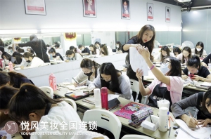 济南化妆培训看这里，你想要的化妆培训课程这都有！